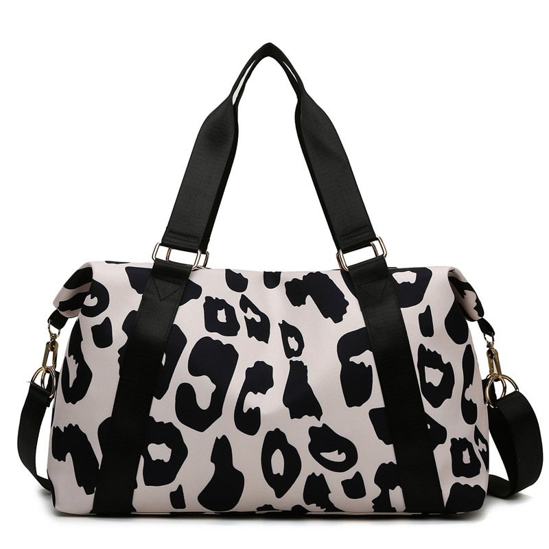 Leopard Print Pattern Duffel Bag